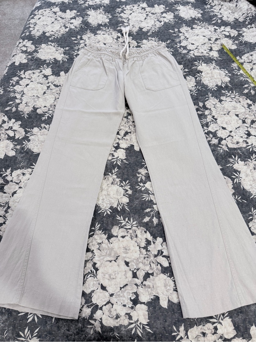 Roxy Cream Elastic Waist Wide-Leg Pants